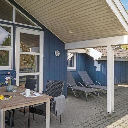 4 Bedroom Stunning Home In Oksbol 외부 사진